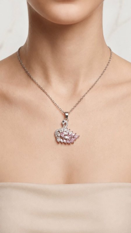 سنسال البجعه - SWAROVSKI الترند